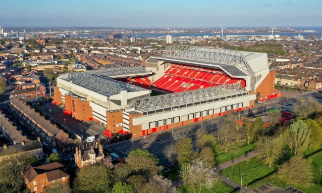 [NBA]詹姆斯击地传内线 拉拉维亚抛投命中