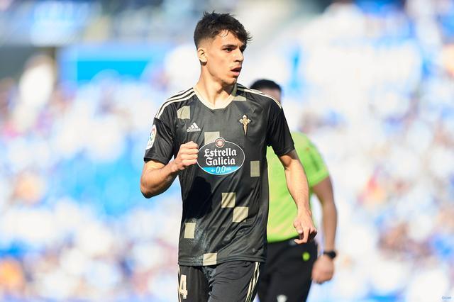 【LPL老婆】美女主持泱泱，高跟长腿太优雅了