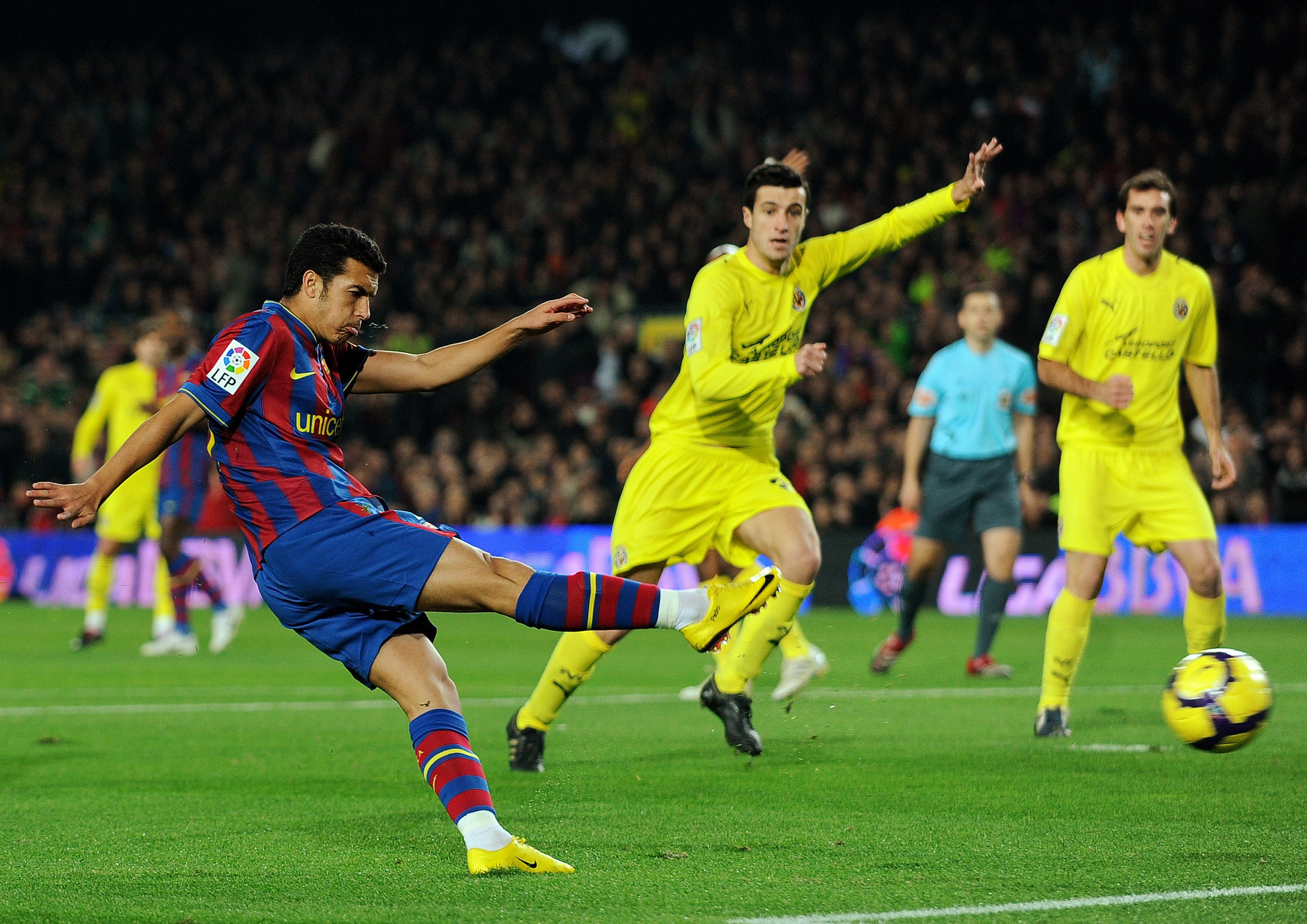 曼晚：曼联伤员仅剩德利赫特，姆伯莫、阿马德将赶上曼市德比