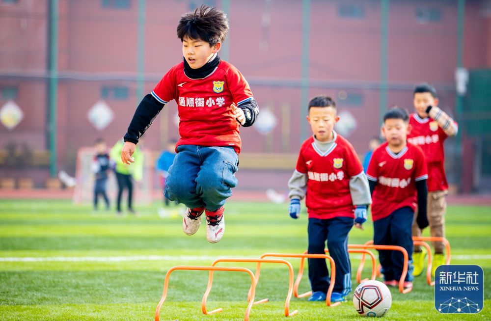 阿斯：西班牙人后卫罗梅罗对阵巴萨发挥出色，吸引了巴萨关注