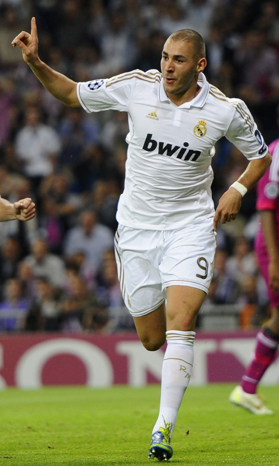 [中超]第28轮：山东泰山3-1上海海港 集锦